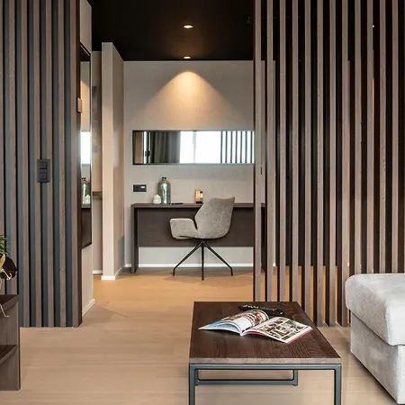 Anatura & Luxembourg