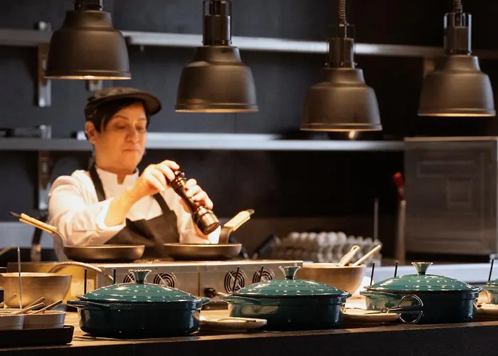 Anatura & Luxembourg Hotel 4*