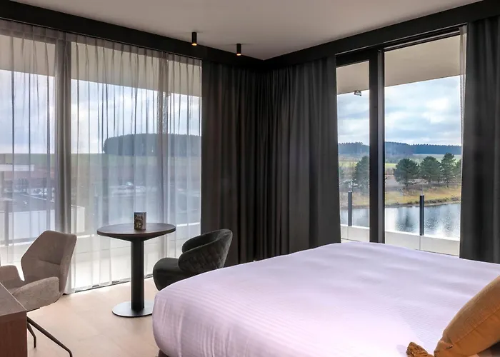 Anatura & Luxembourg Hotel