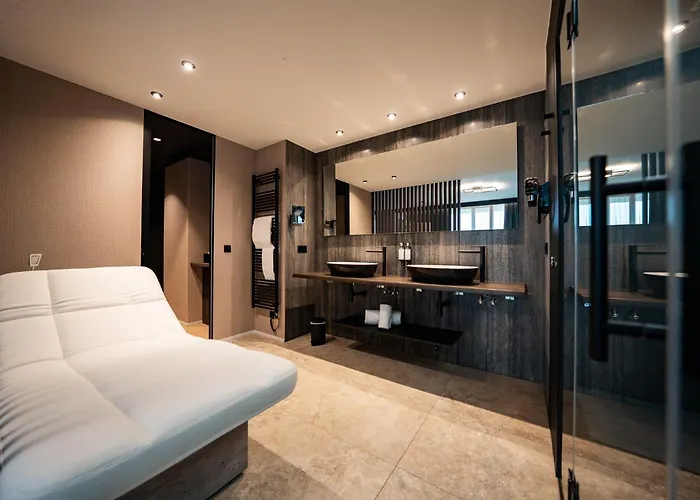 Hotel Anatura & Luxembourg