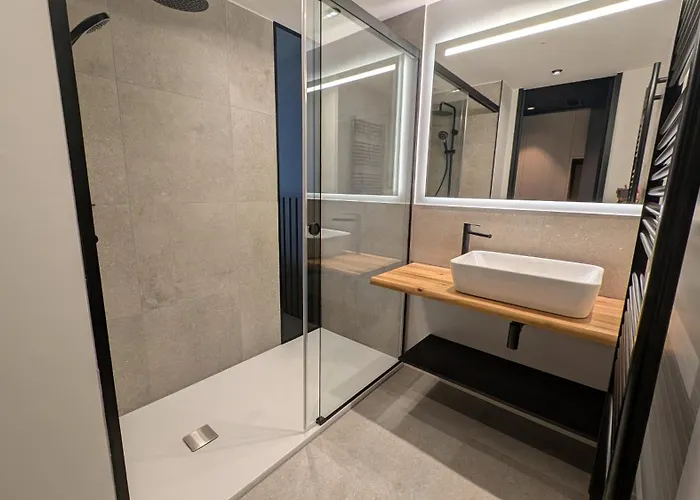 Szálloda Anatura Luxembourg 4*