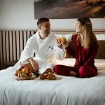Отель Anatura & Luxembourg