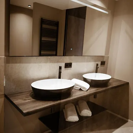 Anatura Luxembourg 바이스밤파흐