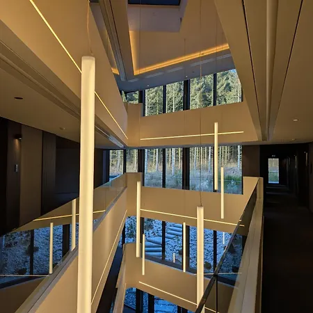 Anatura & Luxembourg Hotel 4*