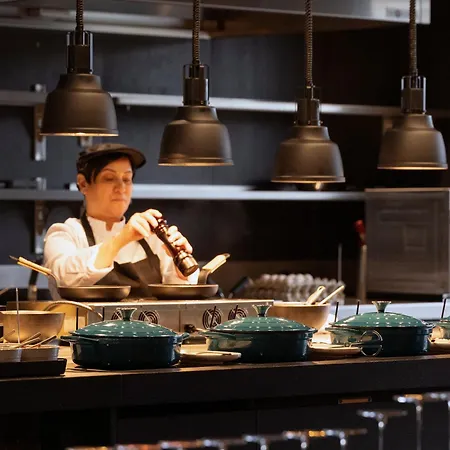 Anatura Luxembourg Hotel 4*